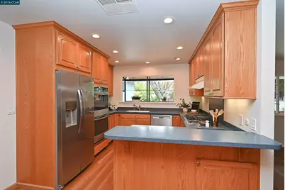 263 Croyden Dr, Pleasant Hill, CA 94523 - Photo 13