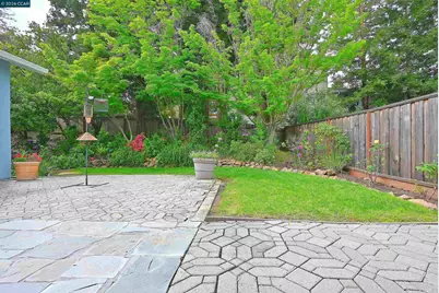 263 Croyden Dr, Pleasant Hill, CA 94523 - Photo 41