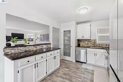 5616 Crestmont Ave, Livermore, CA 94551 - Photo 9