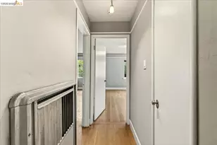 6386 Dana St, Oakland, CA 94609 - Photo 29