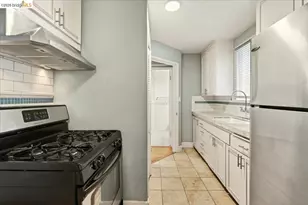 6386 Dana St, Oakland, CA 94609 - Photo 23