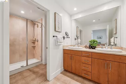 438 Grand Ave #420, Oakland, CA 94612 - Photo 25