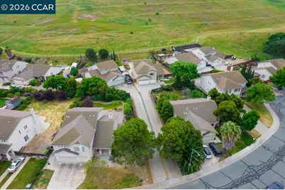 1065 Dawnview Ct, Pittsburg, CA 94565 - Photo 45