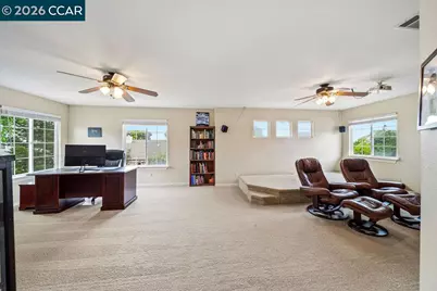 1065 Dawnview Ct, Pittsburg, CA 94565 - Photo 31