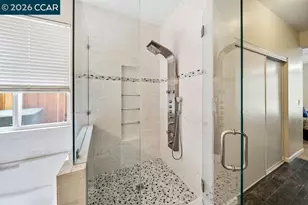 1065 Dawnview Ct, Pittsburg, CA 94565 - Photo 23