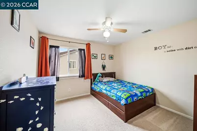 1065 Dawnview Ct, Pittsburg, CA 94565 - Photo 37