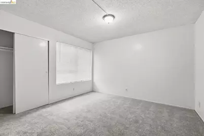 355 Parkview Ter #D1, Vallejo, CA 94589 - Photo 11