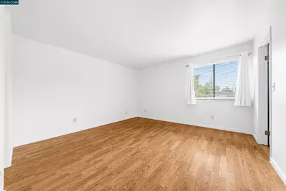 2055 Sierra Rd #106, Concord, CA 94518 - Photo 15