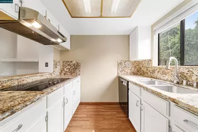 2055 Sierra Rd #106, Concord, CA 94518 - Photo 11