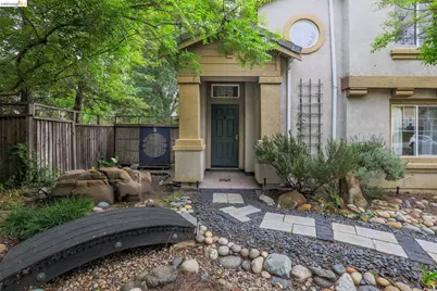 1129 Brittany Hills Ct, Martinez, CA 94553 - Photo 3