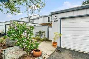 225 Woodside Ct, Grass Valley, CA 95945 - Photo 3