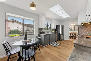 5200 Pinecrest Dr, Oakland, CA 94605 - Photo 23