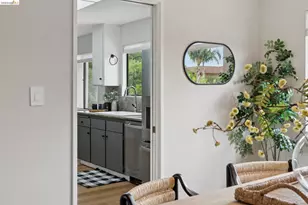 5200 Pinecrest Dr, Oakland, CA 94605 - Photo 15