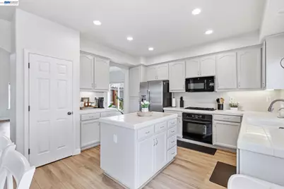 763 Grafton St, Manteca, CA 95337 - Photo 9