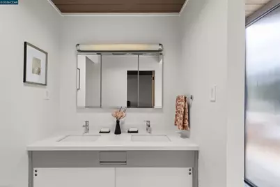 3772 Gainsborough Dr, Concord, CA 94518 - Photo 39