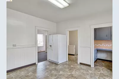 820 52nd St, Oakland, CA 94608 - Photo 37