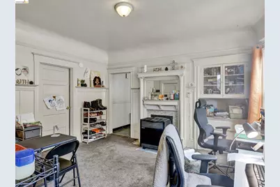 820 52nd St, Oakland, CA 94608 - Photo 3