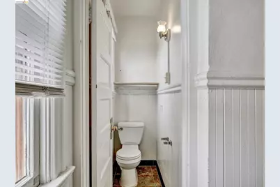 820 52nd St, Oakland, CA 94608 - Photo 39