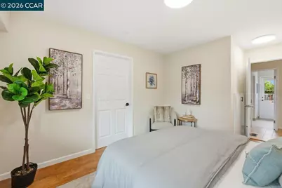 204 Miramonte Dr, Moraga, CA 94556 - Photo 17