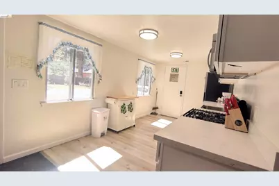 1098 4th St, South Lake Tahoe, CA 96150 - Photo 5