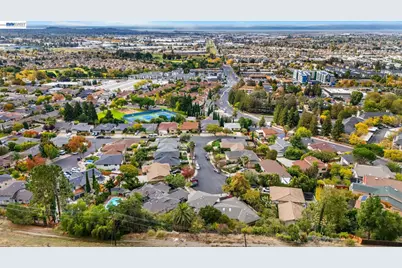 699 Fiesta Pl, Hayward, CA 94544 - Photo 37