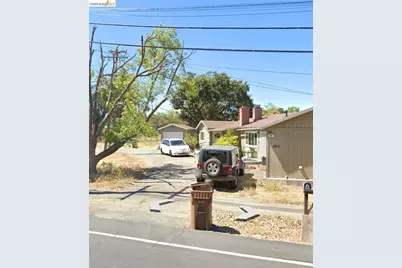 230 Cleaveland Rd, Pleasant Hill, CA 94523 - Photo 3