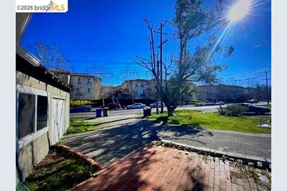 230 Cleaveland Rd, Pleasant Hill, CA 94523 - Photo 5