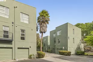 61 Glashaus Loop, Emeryville, CA 94608 - Photo 35