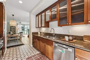 61 Glashaus Loop, Emeryville, CA 94608 - Photo 19