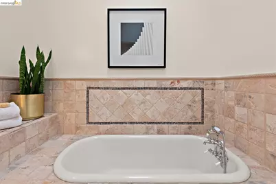 2512 9th St #10, Berkeley, CA 94710 - Photo 19