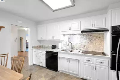 26257 Coleman Ave, Hayward, CA 94544 - Photo 25