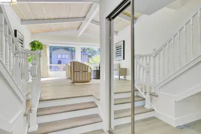 6635 Banning Dr, Oakland, CA 94611 - Photo 11