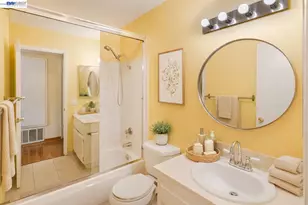 247 Capitol Ave, San Jose, CA 95127 - Photo 19