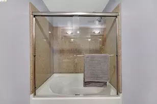 2220 Gellert Blvd, South San Francisco, CA 94080 - Photo 15