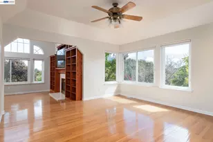 228 Stowring Rd, Petaluma, CA 94952 - Photo 9