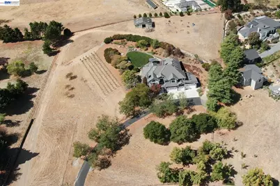 228 Stowring Rd, Petaluma, CA 94952 - Photo 39