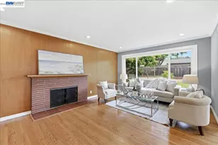 4374 Eggers Dr, Fremont, CA 94536 - Photo 3