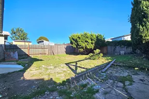 1720 67th Ave, Oakland, CA 94621 - Photo 17