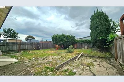 1720 67th Ave, Oakland, CA 94621 - Photo 19