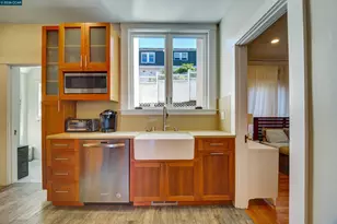 2038 Lakeshore Ave, Oakland, CA 94606 - Photo 7