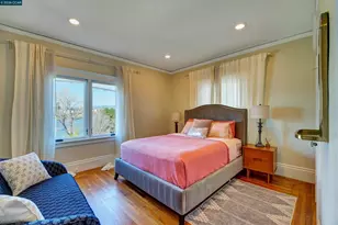 2038 Lakeshore Ave, Oakland, CA 94606 - Photo 15