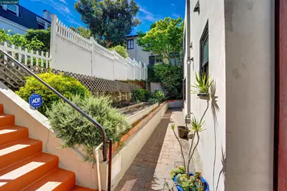 2038 Lakeshore Ave, Oakland, CA 94606 - Photo 47
