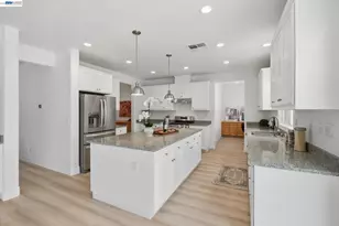 574 Mandevilla Dr, Brentwood, CA 94513 - Photo 11