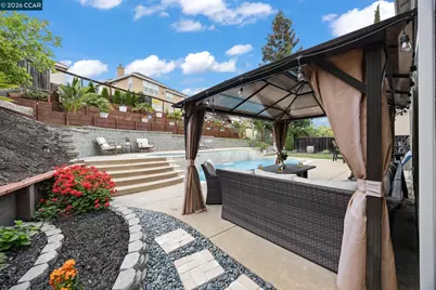 911 Autumn Oak Cir, Concord, CA 94521 - Photo 47