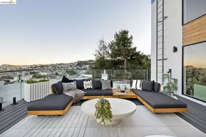 130 Grand View Ave, San Francisco, CA 94114 - Photo 23