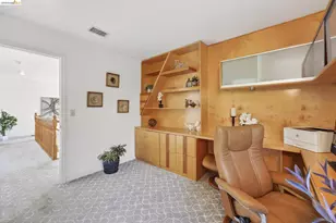 4963 Stoneridge Ct, Oakland, CA 94605 - Photo 33