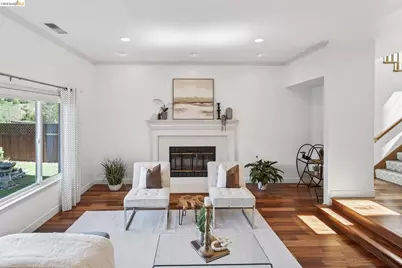 4963 Stoneridge Ct, Oakland, CA 94605 - Photo 9