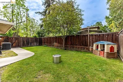 2020 Elinora Dr, Pleasant Hill, CA 94523 - Photo 29