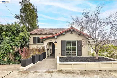 100 Sonia St., Oakland, CA 94618 - Photo 1