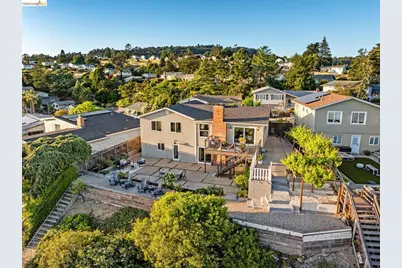 341 Rishell Dr, Oakland, CA 94619 - Photo 53